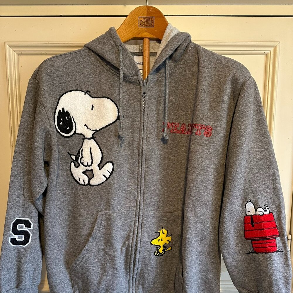 Peanuts Snoopy Sweatshirt - Women's